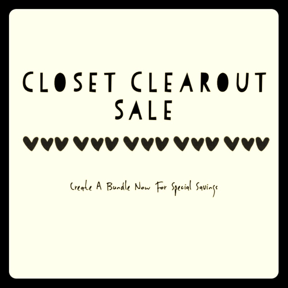 😍 Closet Sale!! 😍